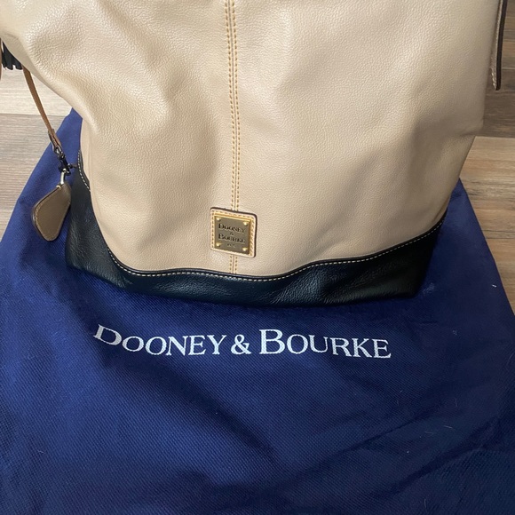 Dooney & Bourke | Sophie Hobo Style - Picture 7 of 8